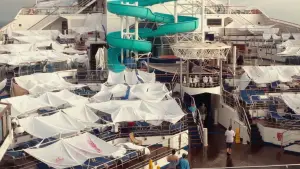 Backdrop to the movie "Trainwreck: Poop Cruise" #677936