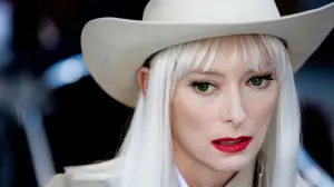 Backdrop to the movie "The Limits of Control" #402297