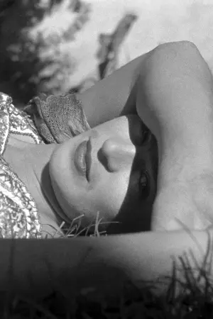 Poster to the movie "Frida" #196832