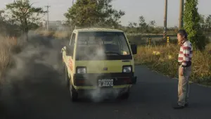 Backdrop to the movie "The Good Old Truck" #442998