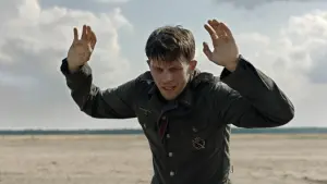 Backdrop to the movie "The Turncoat" #469727