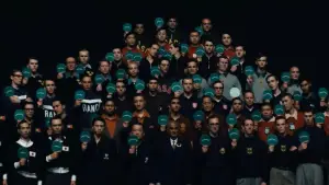 Backdrop to the movie "Marty Supreme" #508386