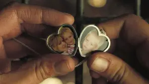 Backdrop to the movie "Triangle" #662623