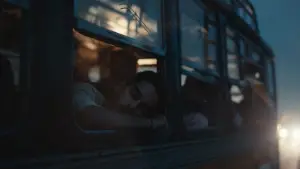 Backdrop to the movie "Homebound" #586236