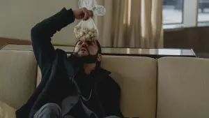 Backdrop to the movie "Anora" #547670