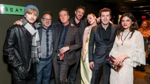 Backdrop to the movie "A Complete Unknown" #577673