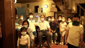 Backdrop to the movie "Contagion" #680346