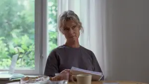 Backdrop to the movie "Sentimental Value" #510911