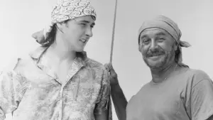 Backdrop to the movie "Hot Pursuit" #462815