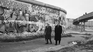 Backdrop to the movie "Wings of Desire" #754393