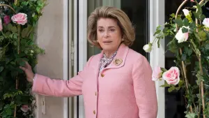 Backdrop to the movie "The President