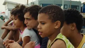 Backdrop to the movie "Bird" #610289