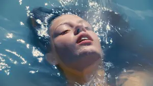 Backdrop to the movie "Blue Is the Warmest Color" #240771