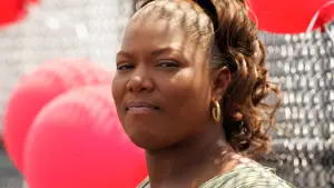 Backdrop to the movie "Life Support" #707500