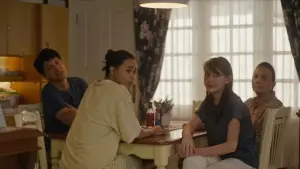 Backdrop to the movie "Bila Esok Ibu Tiada" #666587