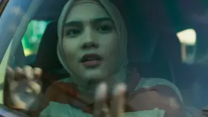 Backdrop to the movie "Ipar adalah Maut" #502580