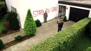 Backdrop to the movie "Dampfnudelblues" #383537