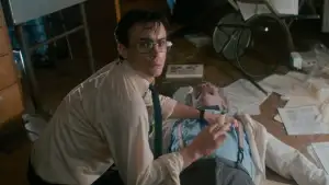 Backdrop to the movie "Re-Animator" #875543