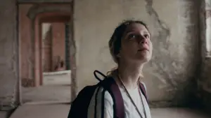 Backdrop to the movie "Home Stories" #535470