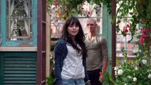 Backdrop to the movie "Beastly" #290484