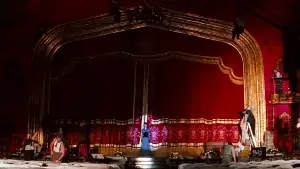 Backdrop to the movie "Moulin Rouge!" #802192