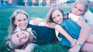 Backdrop to the movie "The Virgin Suicides" #703939