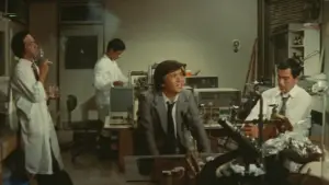 Backdrop to the movie "The Castle of Sand" #763693