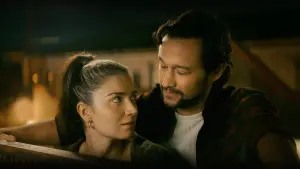 Backdrop to the movie "Flora and Son" #376269