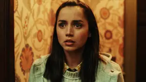 Backdrop to the movie "Knives Out" #561195