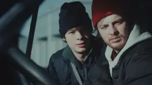 Backdrop to the movie "Meteors" #783964