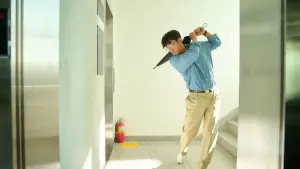 Backdrop to the movie "Lobby" #535134