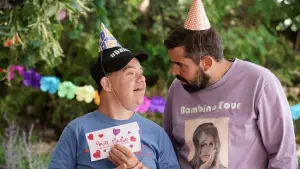 Backdrop to the movie "Un p’tit truc en plus" #627510