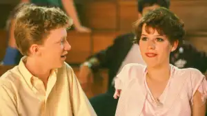 Backdrop to the movie "Sixteen Candles" #869737