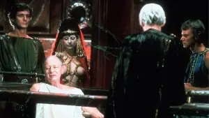 Backdrop to the movie "Caligula" #653195