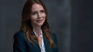 Backdrop to the movie "Canary Black" #622824