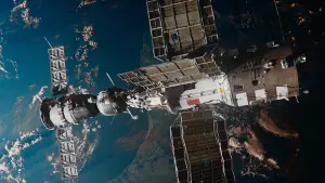 Backdrop to the movie "Salyut-7" #240850