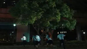 Backdrop to the movie "Happyend" #580550