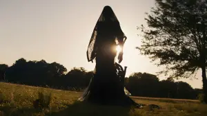 Backdrop to the movie "The Woman in the Yard" #612768