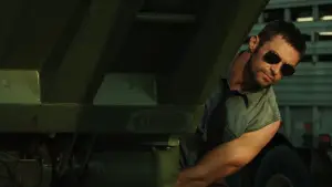 Backdrop to the movie "Real Steel" #768850