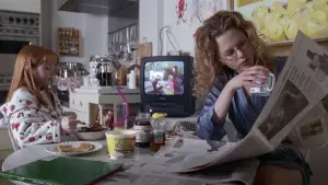 Backdrop to the movie "Eyes Wide Shut" #545486