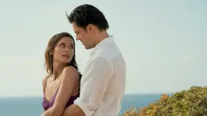 Backdrop to the movie "Fall for Me" #562938