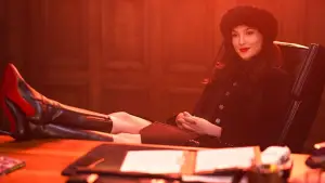 Backdrop to the movie "Red Notice" #632212