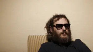 Backdrop to the movie "I