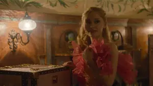 Backdrop to the movie "Wicked" #766230