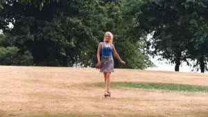 Backdrop to the movie "Cheeky" #644962