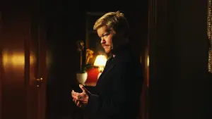 Backdrop to the movie "Kinds of Kindness" #591121