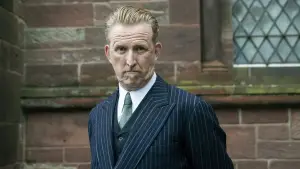 Backdrop to the movie "Fackham Hall" #550446