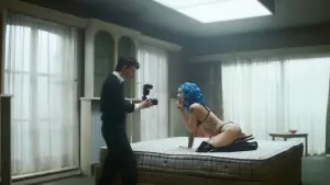 Backdrop to the movie "Truly Naked" #775607