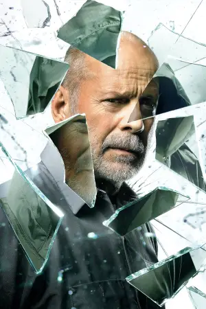 Poster to the movie "Unbreakable" #695355
