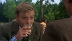 Backdrop to the movie "Cabaret" #691252